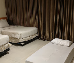 D'Blitz Hotel Kendari photo