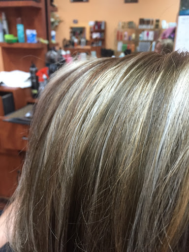 Hair Salon «Hairline Beauty Salon», reviews and photos, 5193 Shore Dr # 106, Virginia Beach, VA 23455, USA