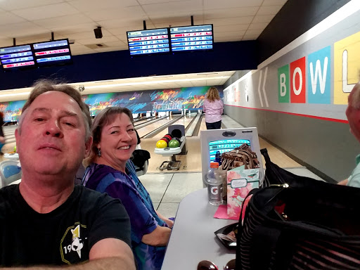 Bowling Alley «Brunswick Zone Wheat Ridge Lanes», reviews and photos, 9751 W 49th Ave, Wheat Ridge, CO 80033, USA