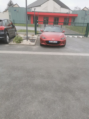 AS LOURY à Loury