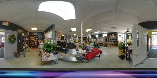 Florist «Sweet William & Thyme», reviews and photos, 19 E Railroad Ave, Jamesburg, NJ 08831, USA