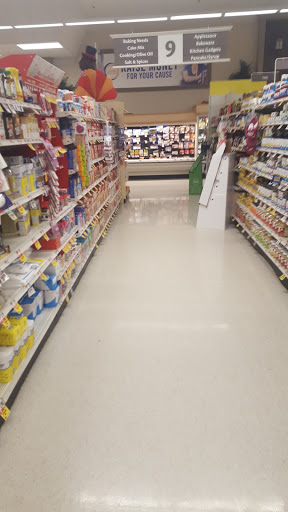 Grocery Store «Stop & Shop», reviews and photos, 141 Main St, Foxborough, MA 02035, USA
