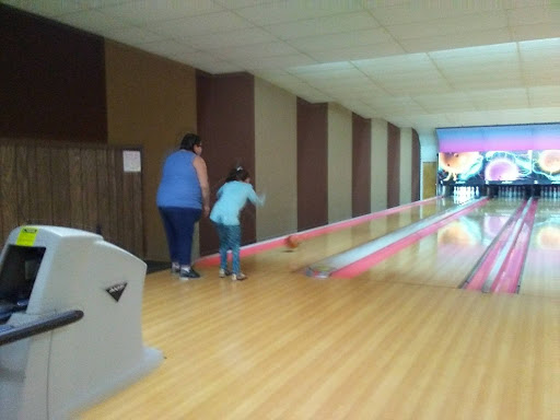 Bowling Alley «Parkside Lanes», reviews and photos, 815 S Co Rd 200 W, Greensburg, IN 47240, USA