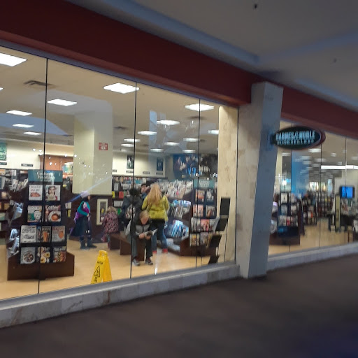 Book Store «Barnes & Noble», reviews and photos, 1317 Lloyd Center, Portland, OR 97232, USA