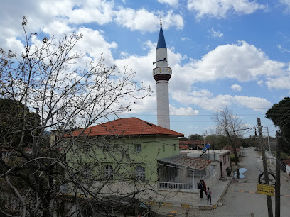 Kır Mahalle Camii