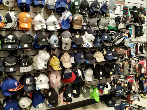 Department Store «T.J. Maxx», reviews and photos, 124 Danbury Rd, New Milford, CT 06776, USA