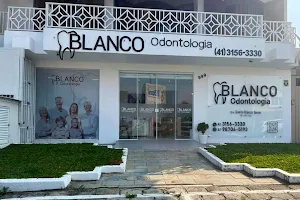 Dentista Santa Cândida - Blanco Odontologia image