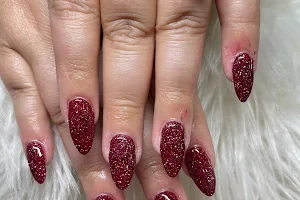 Home nails and spa image
