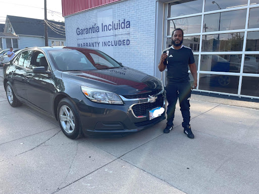 Used Car Dealer «Auto Warehouse», reviews and photos, 3632 N Cicero Ave, Chicago, IL 60641, USA