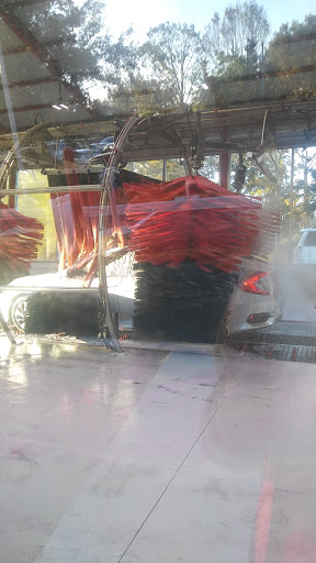 Big Red's Car Wash - Goldenrod