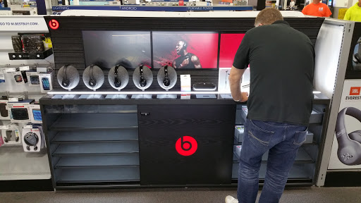 Electronics Store «Best Buy», reviews and photos, 115 N 76th St, Omaha, NE 68114, USA