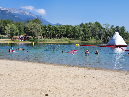 La Terrasse Lake Beach