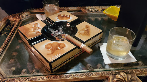 Cigar Shop «Executive Cigar Shop & Lounge», reviews and photos, 837 E New Haven Ave, Melbourne, FL 32901, USA