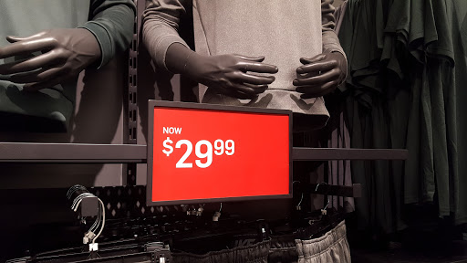 Shopping Mall «Kittery Premium Outlets», reviews and photos, 375 US-1, Kittery, ME 03904, USA