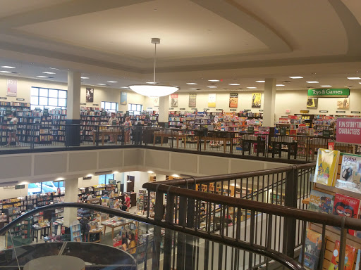 Book Store «Barnes & Noble», reviews and photos, 1430 Plaza Pl, Southlake, TX 76092, USA