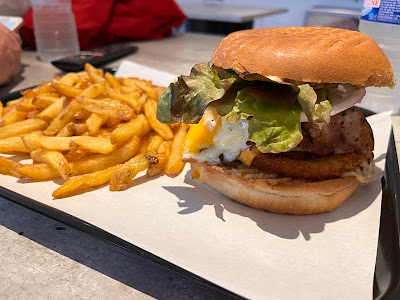 Chez Om's à Sainte-Marie-la-Mer