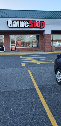 Video Game Store «GameStop», reviews and photos, 326 Suburban Dr, Newark, DE 19711, USA
