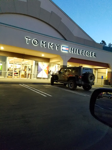 Shopping Mall «Columbia Gorge Outlets», reviews and photos, 450 NW 257th Way, Troutdale, OR 97060, USA