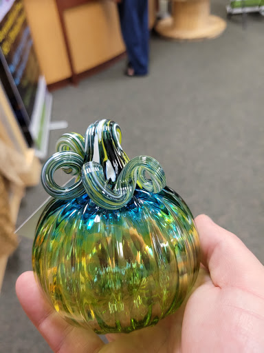 Shopping Mall «Evergreen Shopping Center», reviews and photos, 5015 Tacoma Mall Blvd, Tacoma, WA 98409, USA