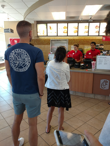 Fast Food Restaurant «Chick-fil-A», reviews and photos, 2679 E Bidwell St, Folsom, CA 95630, USA