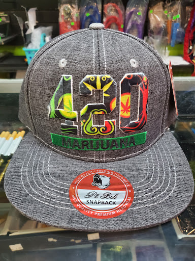 Tobacco Shop «Hypnotized Smoke Shop», reviews and photos, 2967 Patterson Rd, Florissant, MO 63031, USA