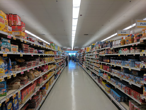 Grocery Store «ShopRite of Commerce St.-Stamford, CT», reviews and photos, 1990 W Main St, Stamford, CT 06902, USA