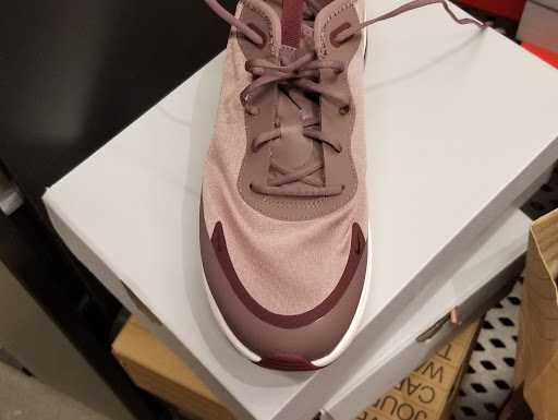 Clothing Store «Nike Factory Store», reviews and photos, 2350 Grand Cypress Dr #350, Wesley Chapel, FL 33544, USA