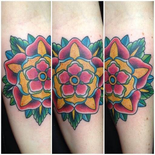 Tattoo Shop «Modern Electric Tattoo and Body Piercing», reviews and photos, 411 S Wesleyan Blvd, Rocky Mount, NC 27803, USA