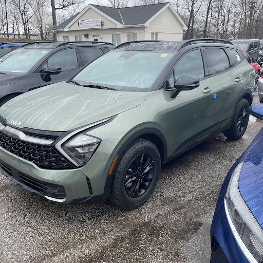 Car Dealer «Kia of Bedford», reviews and photos, 18180 Rockside Rd, Bedford, OH 44146, USA