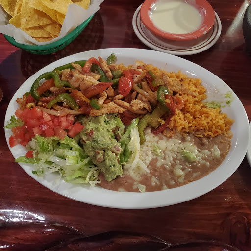 El Jalapeos Authentic Mexican Restaurant image 4