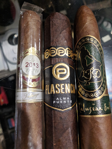 Tobacco Shop «Orange Cigar & More», reviews and photos, 278 Boston Post Rd, Orange, CT 06477, USA