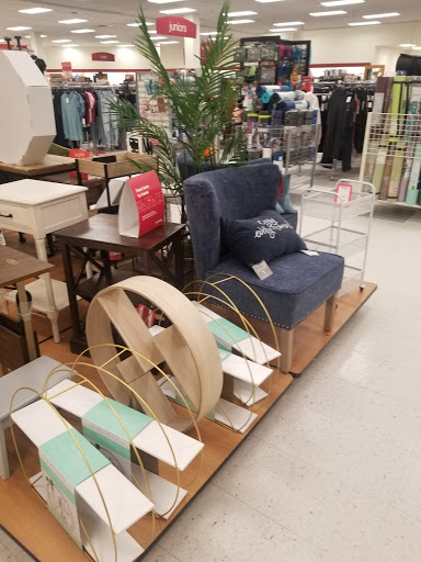 Department Store «T.J. Maxx», reviews and photos, 33025 Grand River Ave, Farmington, MI 48336, USA