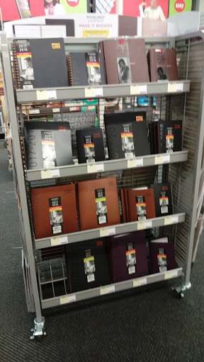 Office Supply Store «Staples», reviews and photos, 24-41 31st St, Astoria, NY 11102, USA