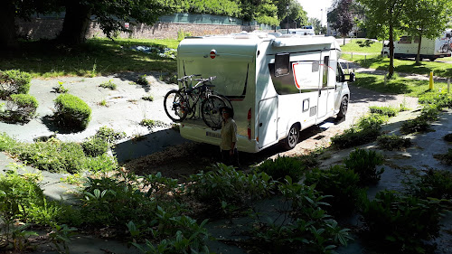 Aire camping-car de Bazouges-la-Pérouse à Bazouges-la-Pérouse