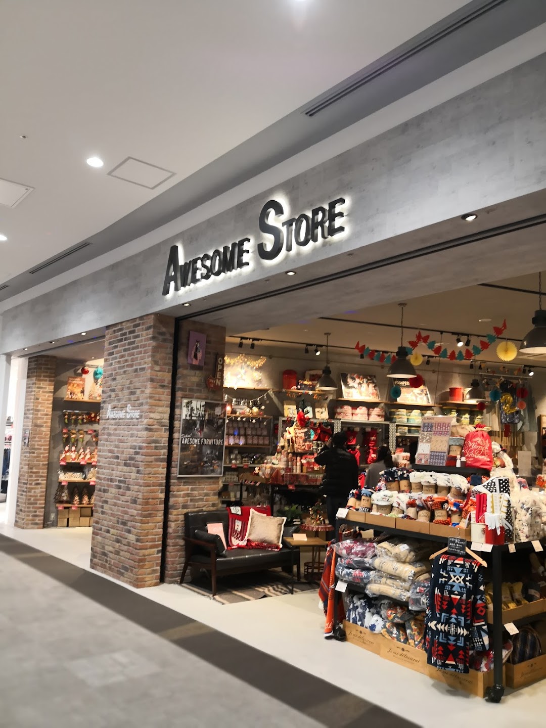 Awesome Store ららぽと海老名店 市内で海老名市