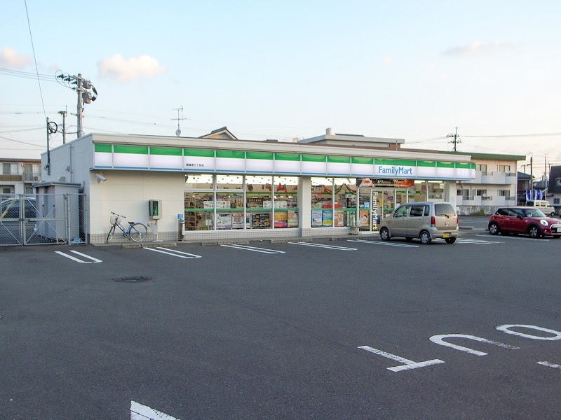 ファミリーマート 鹿屋寿三丁目店