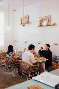 Photos du propriétaire du Restaurant servant le petit-déjeuner AZUR CAFÉ BRUNCH & COFFEE CHAMPS-ELYSÉES à Paris - n°16