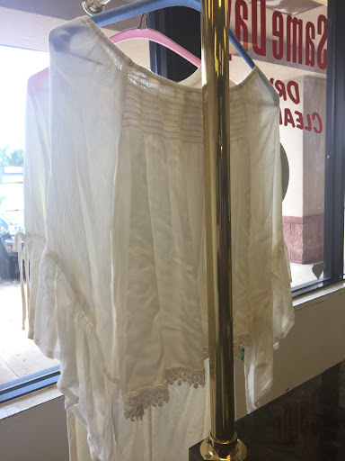 Dry Cleaner «Fifth Avenue Cleaners», reviews and photos, 7962 Wornall Rd, Kansas City, MO 64114, USA