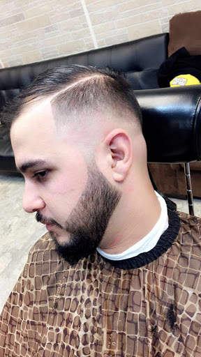 Barber Shop «DIAA BARBER SHOP», reviews and photos, 5180 Central Ave NE, Fridley, MN 55421, USA