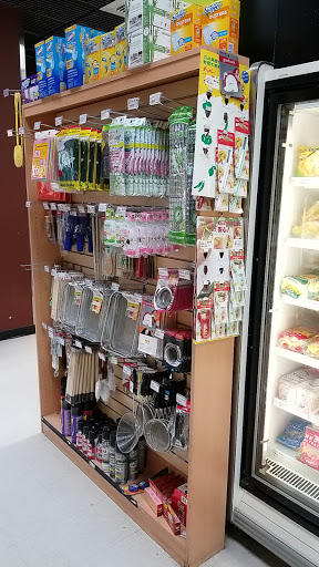 Grocery Store «Streets Market & Cafe», reviews and photos, 222 N Charles St, Baltimore, MD 21201, USA