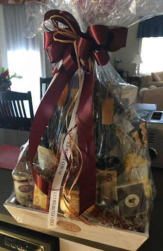 Florist «Ford Flower Co.», reviews and photos, 83 S Broadway, Salem, NH 03079, USA