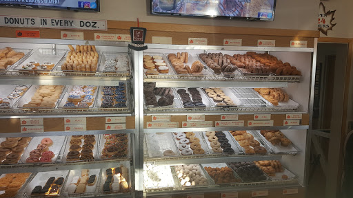 Donut Shop «Maple Donuts», reviews and photos, 50 Robinhood Dr, Goldsboro, PA 17319, USA