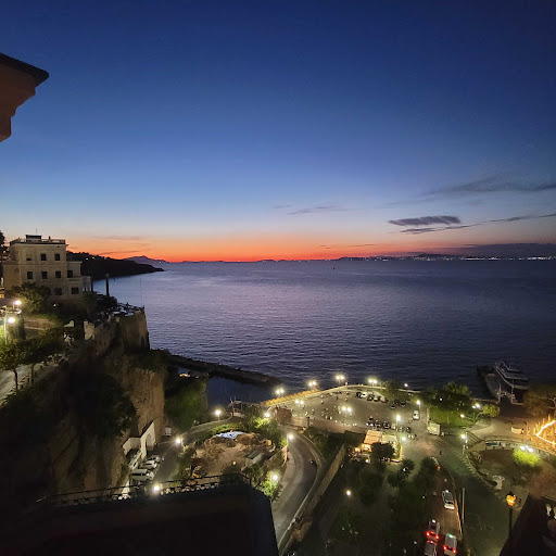 Real Estate Agency «RE/MAX @ HOME», reviews and photos, 2054 South St, Philadelphia, PA 19146, USA