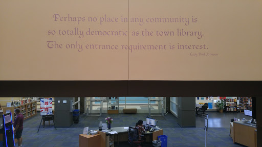 Community Center «Eola Community Center», reviews and photos, 555 S Eola Rd, Aurora, IL 60504, USA