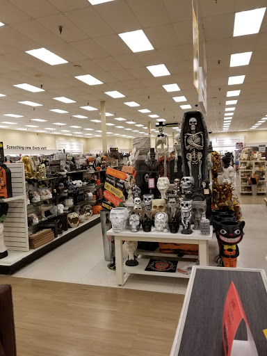 Department Store «HomeGoods», reviews and photos, 65 Commerce Way, Seekonk, MA 02771, USA