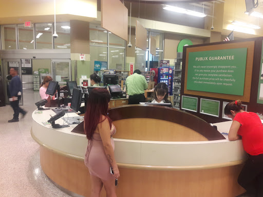 Supermarket «Publix Super Market at Plaza De Leon», reviews and photos, 106 Ponce De Leon Blvd, Miami, FL 33135, USA