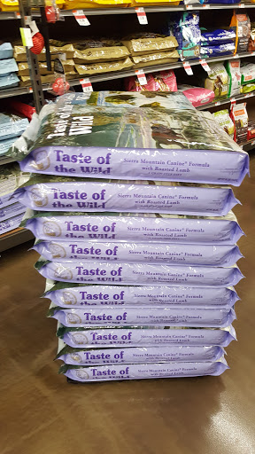 Pet Supply Store «Pet Supplies Plus», reviews and photos, 9500 Dorchester Rd #350, Summerville, SC 29485, USA