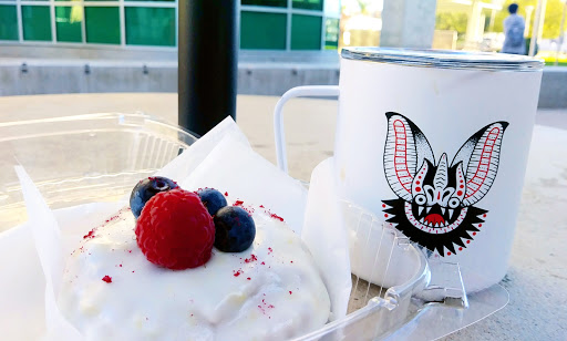 Donut Shop «Sweet Retreat Donuts», reviews and photos, 924 Pacific Coast Hwy, Long Beach, CA 90806, USA