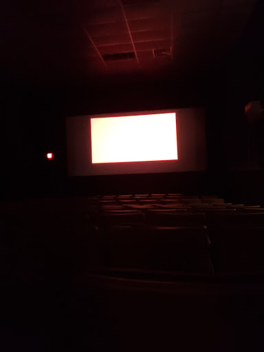 Movie Theater «AMC Classic Sauk Valley 8», reviews and photos, 4110 30th St, Sterling, IL 61081, USA