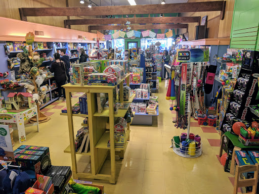 Toy Store «Alakazam Toys & Gifts», reviews and photos, 100 E Main St, Charlottesville, VA 22902, USA
